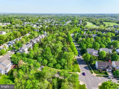 View/Area - 43250 Menemsha Ln, Chantilly, VA 20152 photo 24 of 24