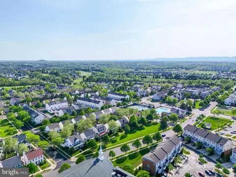 View/Area - 43250 Menemsha Ln, Chantilly, VA 20152 photo 20 of 24