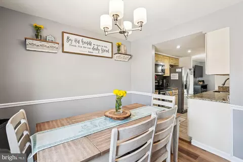 302 Argus Pl, Sterling, VA 20164 photo 6