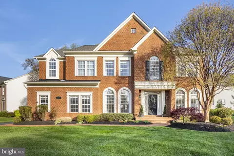 47567 Major Beckham Way, Sterling, VA 20165