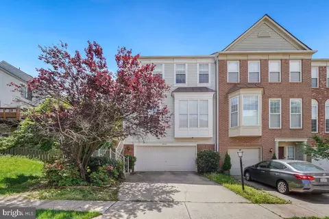 47557 Tenfoot Island Ter, Sterling, VA 20165