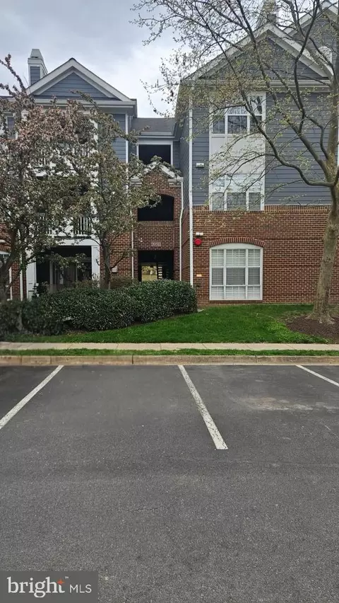 20311 Beechwood Ter #303, Ashburn, VA 20147