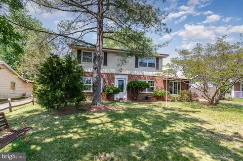 903 N Sterling Blvd, Sterling, VA 20164