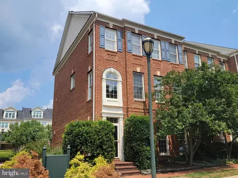 43800 Ballybunion Ter, Leesburg, VA 20176
