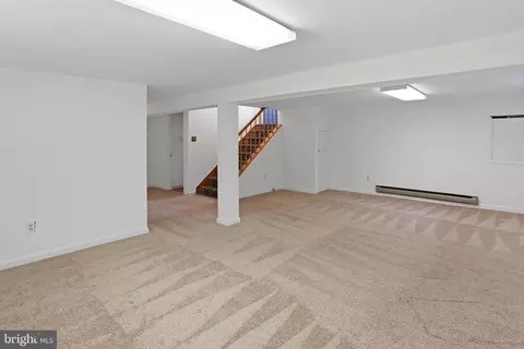 Other - 321 E St, Purcellville, VA 20132 photo 6 of 10