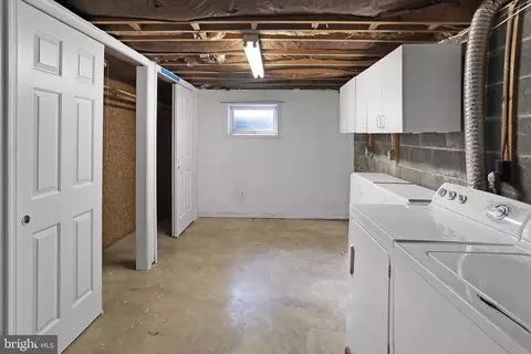 Other - 321 E St, Purcellville, VA 20132 photo 9 of 10