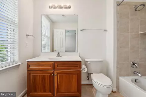 42795 Explorer Dr, Brambleton, VA 20148 photo 24