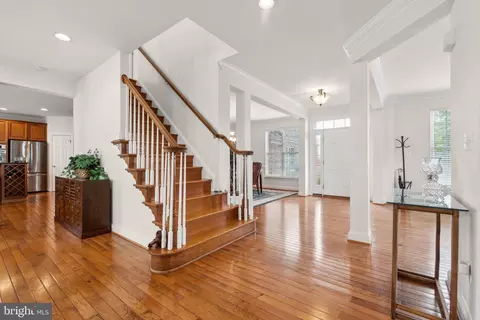 42795 Explorer Dr, Brambleton, VA 20148 photo 5