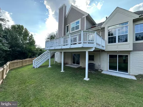 Exterior - 43997 Needmore Ct, Ashburn, VA 20147 photo 12 of 17