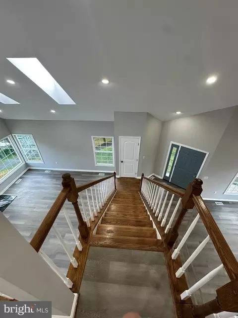 Entry Way - 43997 Needmore Ct, Ashburn, VA 20147 photo 18 of 20