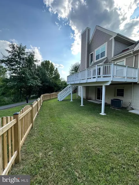 Exterior - 43997 Needmore Ct, Ashburn, VA 20147 photo 9 of 17