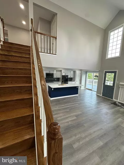 Entry Way - 43997 Needmore Ct, Ashburn, VA 20147 photo 14 of 20