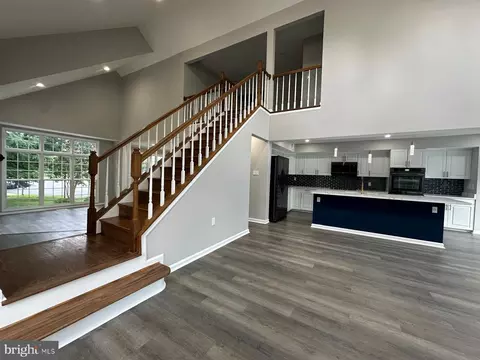 Entry Way - 43997 Needmore Ct, Ashburn, VA 20147 photo 19 of 20