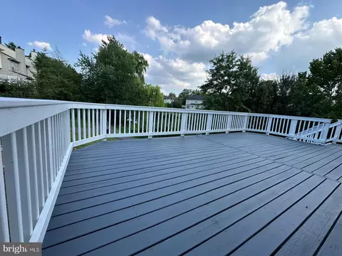 Exterior - 43997 Needmore Ct, Ashburn, VA 20147 photo 6 of 17
