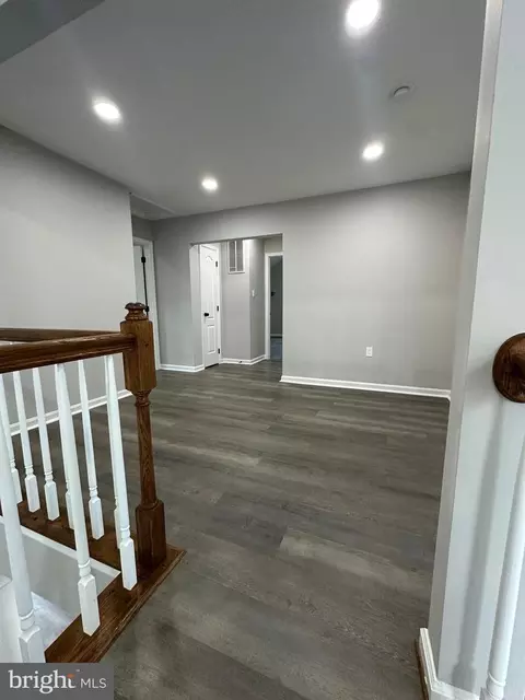Entry Way - 43997 Needmore Ct, Ashburn, VA 20147 photo 13 of 20
