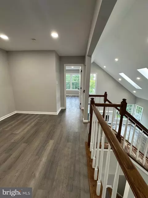 Entry Way - 43997 Needmore Ct, Ashburn, VA 20147 photo 11 of 20