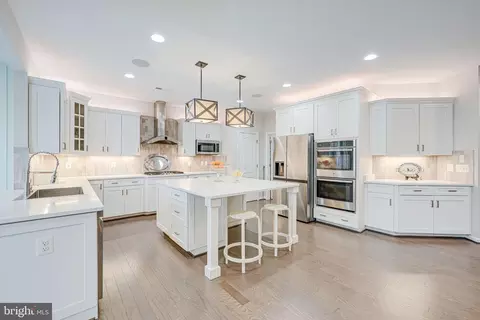 41064 Maplehurst Dr, Aldie, VA 20105