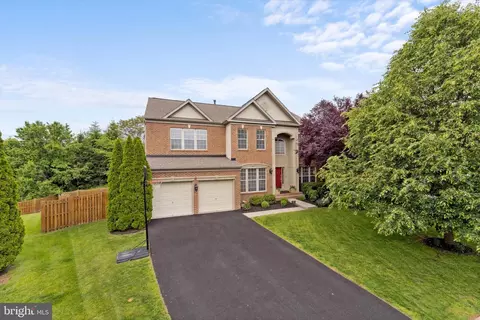 122 Muffin Ct SE, Leesburg, VA 20175