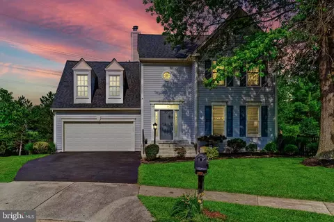 20932 Cox Mills Ct, Ashburn, VA 20147