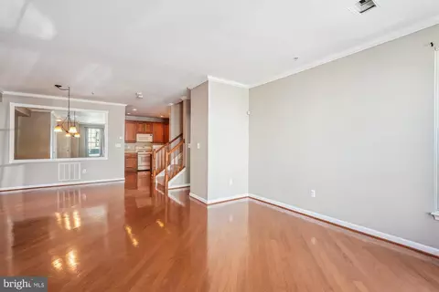 20242 Macglashan Ter, Ashburn, VA 20147 photo 12