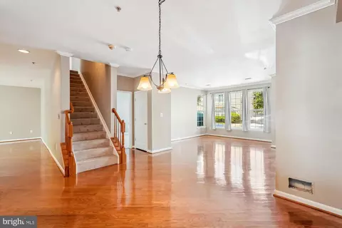 20242 Macglashan Ter, Ashburn, VA 20147 photo 10