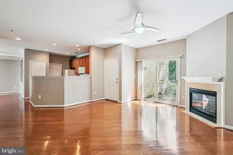 20242 Macglashan Ter, Ashburn, VA 20147 photo 16