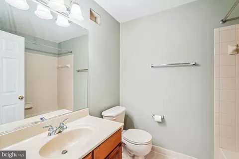 20242 Macglashan Ter, Ashburn, VA 20147 photo 31