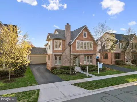 23325 April Mist Pl, Brambleton, VA 20148