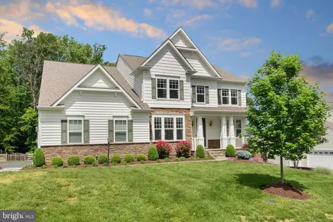 41684 Wakehurst Pl, Leesburg, VA 20176