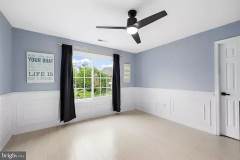 Bedroom - 45932 Pullman Ct, Sterling, VA 20164 photo 1 of 4