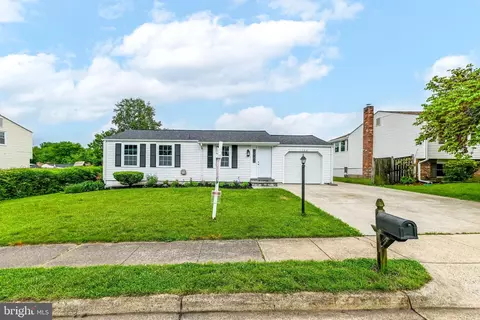 1308 E Beech Rd, Sterling, VA 20164 photo 2
