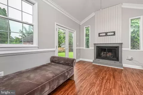 1308 E Beech Rd, Sterling, VA 20164 photo 12