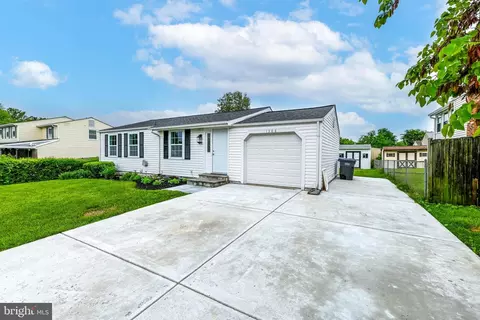 1308 E Beech Rd, Sterling, VA 20164 photo 3