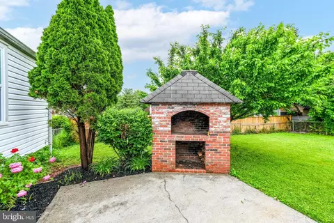 1308 E Beech Rd, Sterling, VA 20164 photo 25