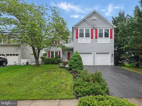 25546 Chilmark Dr, Chantilly, VA 20152
