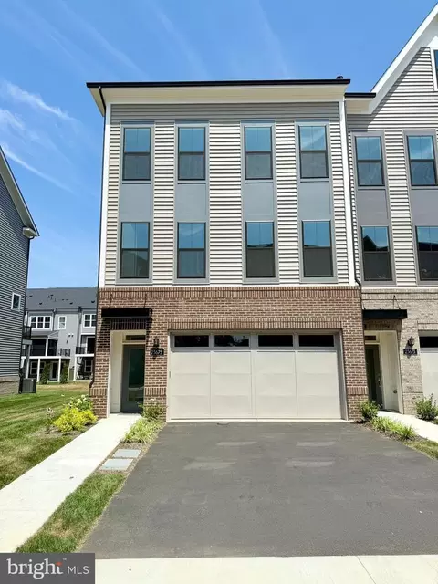 23675 Hardesty Ter, Ashburn, VA 20148
