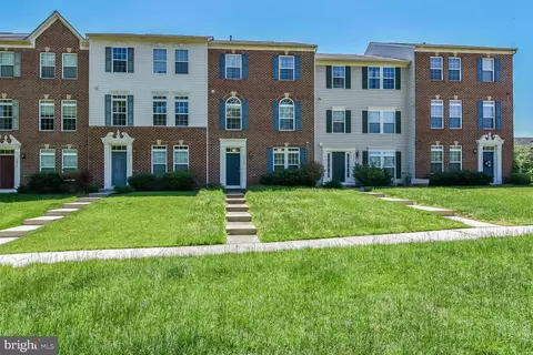 42952 Miltec Ter, Chantilly, VA 20152