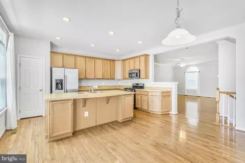 42952 Miltec Ter, Chantilly, VA 20152 photo 10