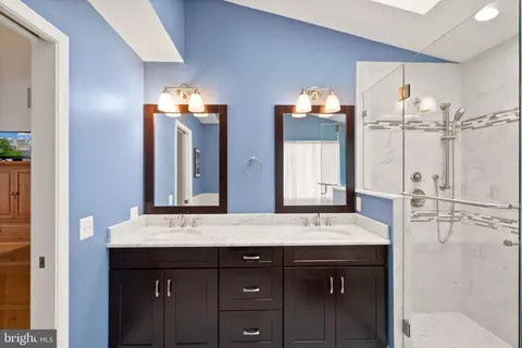 20355 Snowpoint Pl, Ashburn, VA 20147 photo 30