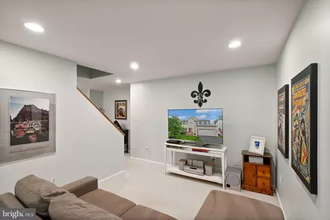 20355 Snowpoint Pl, Ashburn, VA 20147 photo 42