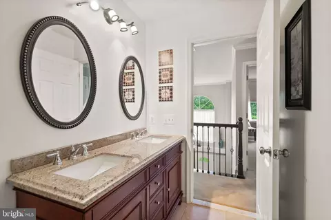20355 Snowpoint Pl, Ashburn, VA 20147 photo 41