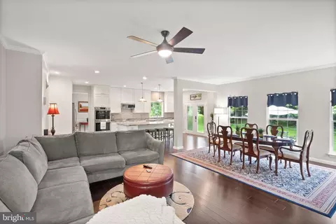 20355 Snowpoint Pl, Ashburn, VA 20147 photo 15