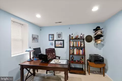 20355 Snowpoint Pl, Ashburn, VA 20147 photo 50