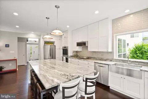 20355 Snowpoint Pl, Ashburn, VA 20147 photo 12