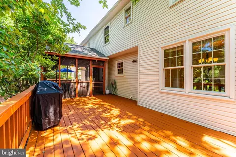 Exterior - 21119 Deep Furrow Ct, Ashburn, VA 20147 photo 14 of 22