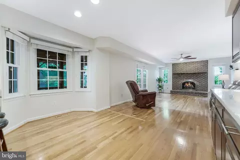 Living - 21119 Deep Furrow Ct, Ashburn, VA 20147 photo 3 of 7