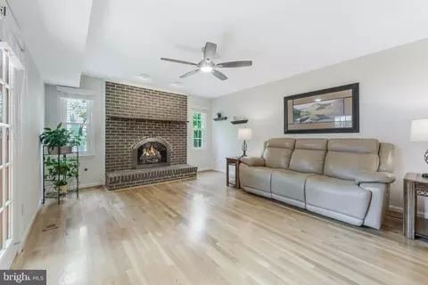 Living - 21119 Deep Furrow Ct, Ashburn, VA 20147 photo 5 of 7