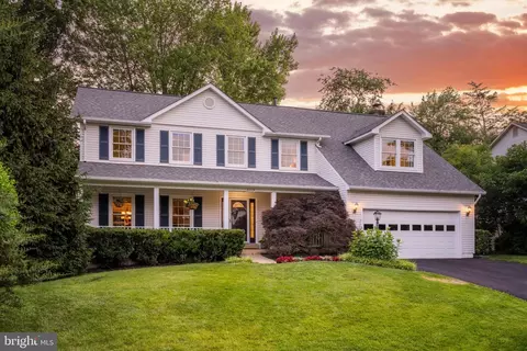 Exterior - 21119 Deep Furrow Ct, Ashburn, VA 20147 photo 4 of 22