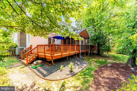 Exterior - 21119 Deep Furrow Ct, Ashburn, VA 20147 photo 9 of 22