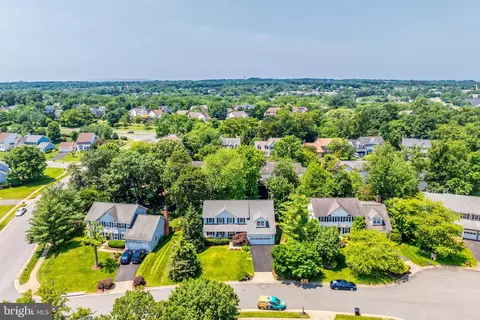 View/Area - 21119 Deep Furrow Ct, Ashburn, VA 20147 photo 1 of 5